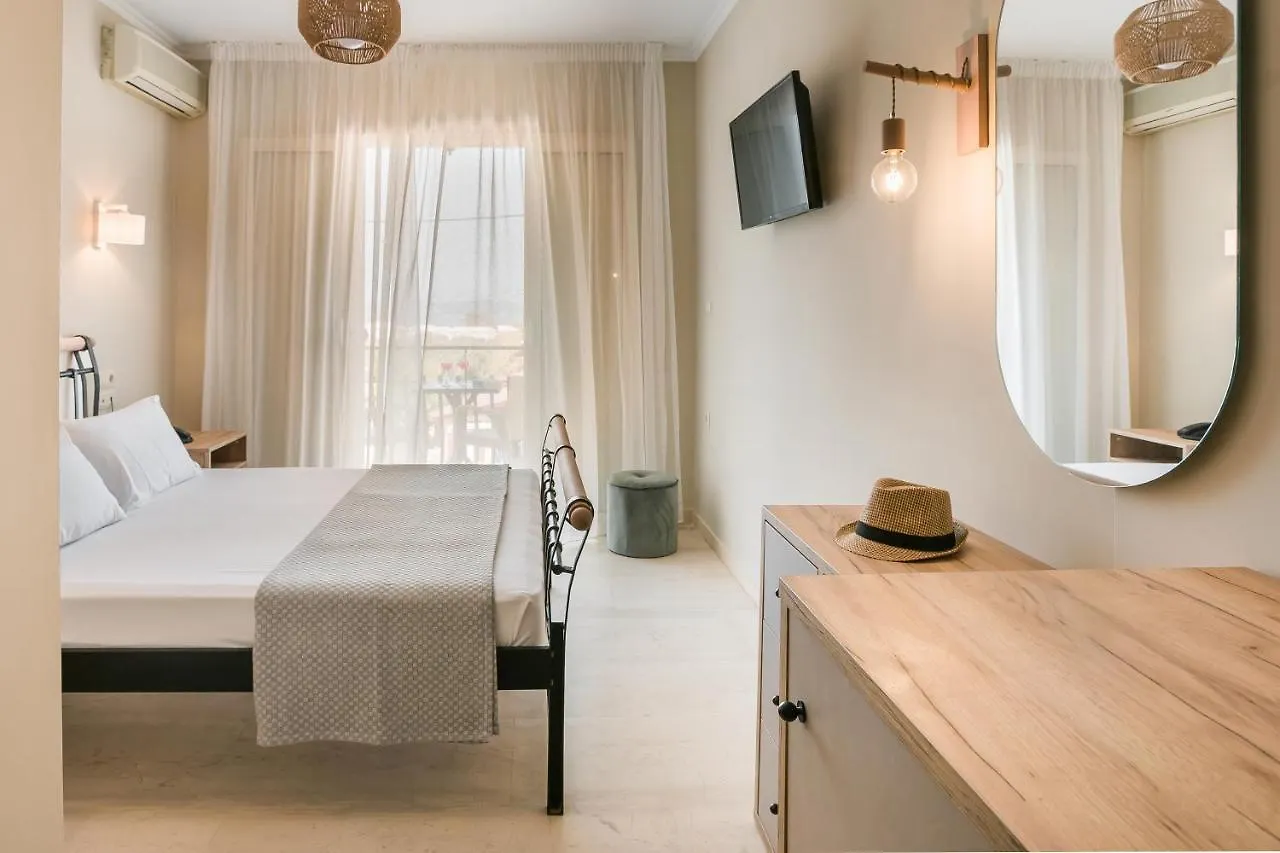 Irilena Hotel 拉瑟