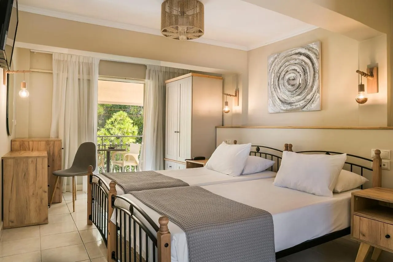 Irilena Hotel 拉瑟